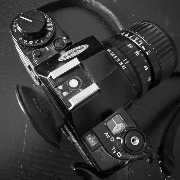 Canon A-1 + Canon 28-55 f/3.5-4.5. Film Camera Kit + Canon 70-150mm. Flash, Case - Picture 4 of 12